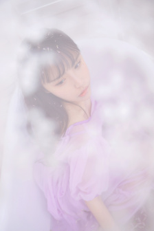 扒下她的乳罩和内裤亲吻视频网站